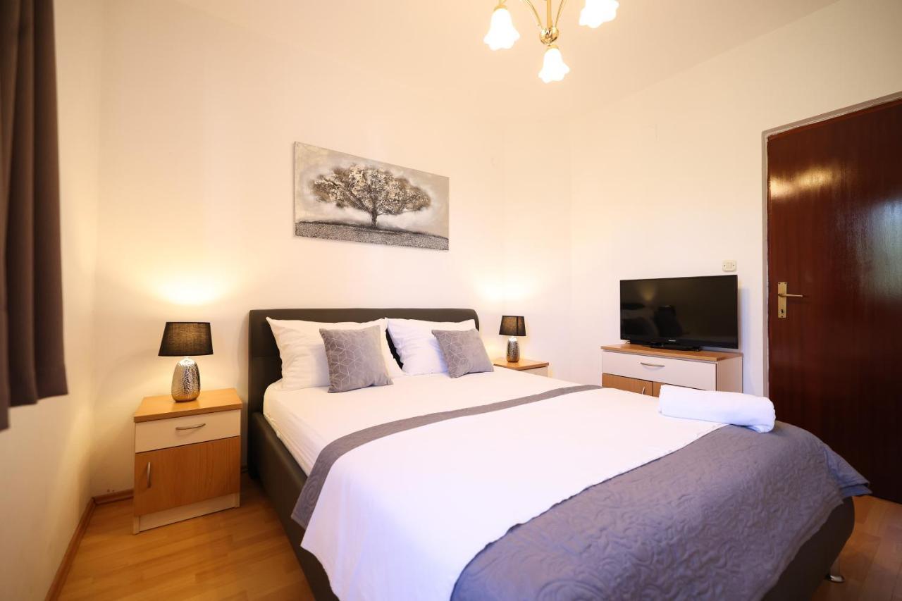 Apartments Lisica Apartment Bibinje
