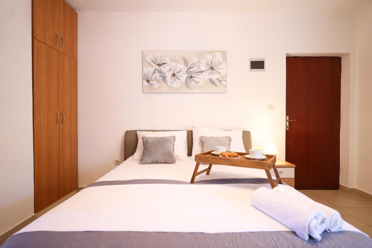 Apartments Lisica *